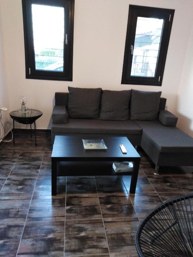 Villa Σπίτι Με Σοφίτα Μπροστά Στη Θάλασσα à Trápeza Extérieur photo