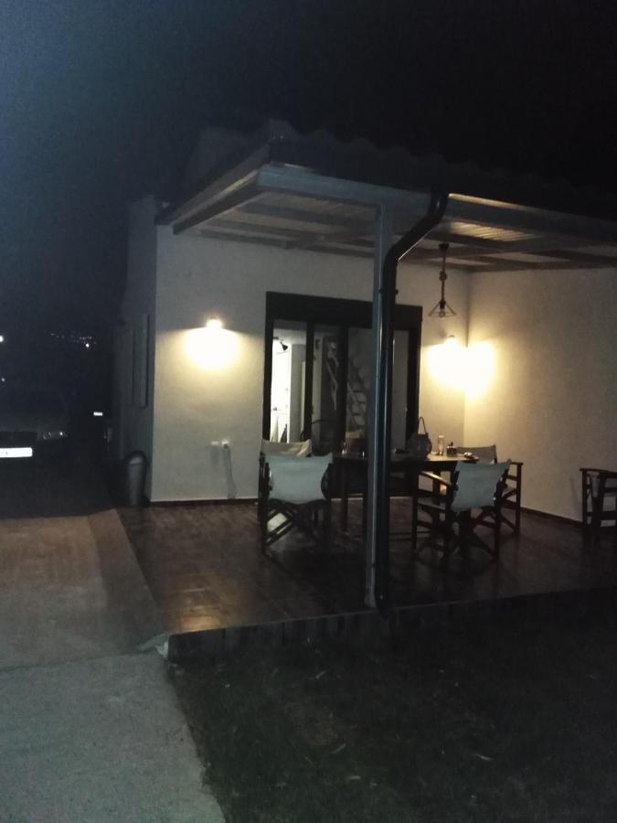 Villa Σπίτι Με Σοφίτα Μπροστά Στη Θάλασσα à Trápeza Extérieur photo